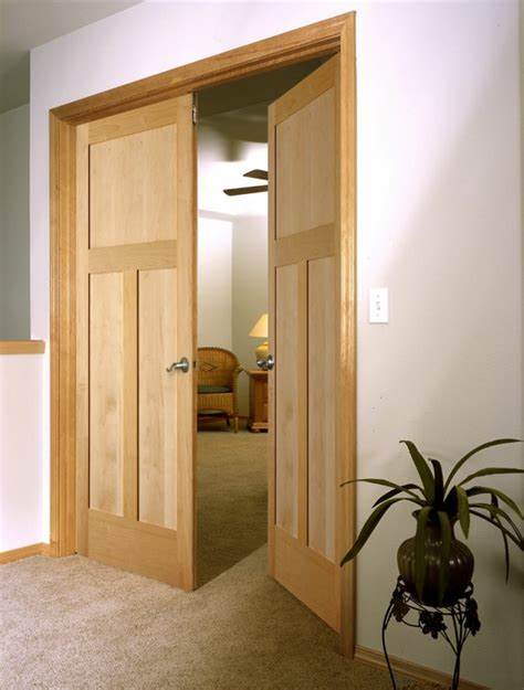 Какие межкомнатные двери лучше поставить в небольшое пространство